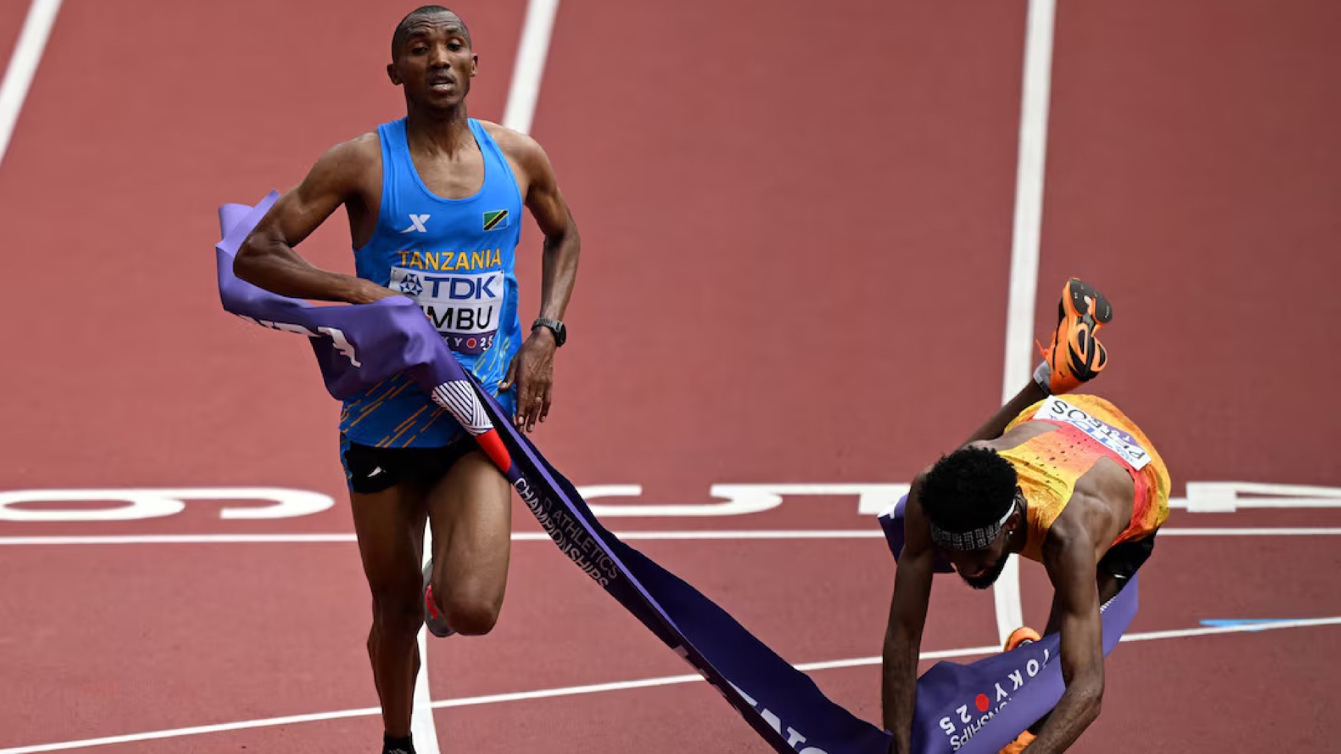 Mondiaux de Tokyo : le Tanzanien Simbu arrache l'or du marathon à la photo-finish