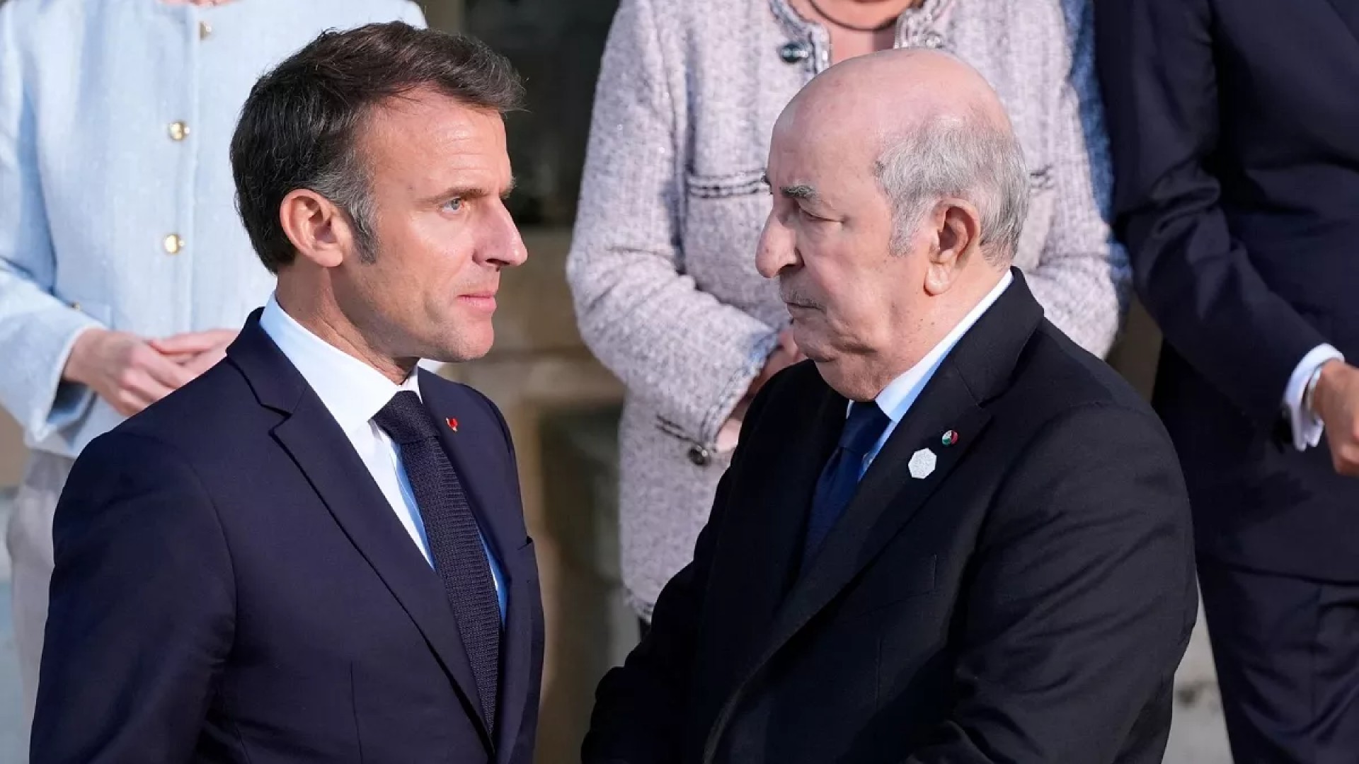 Algérie : la France va durcir les règles de visa pour les diplomates