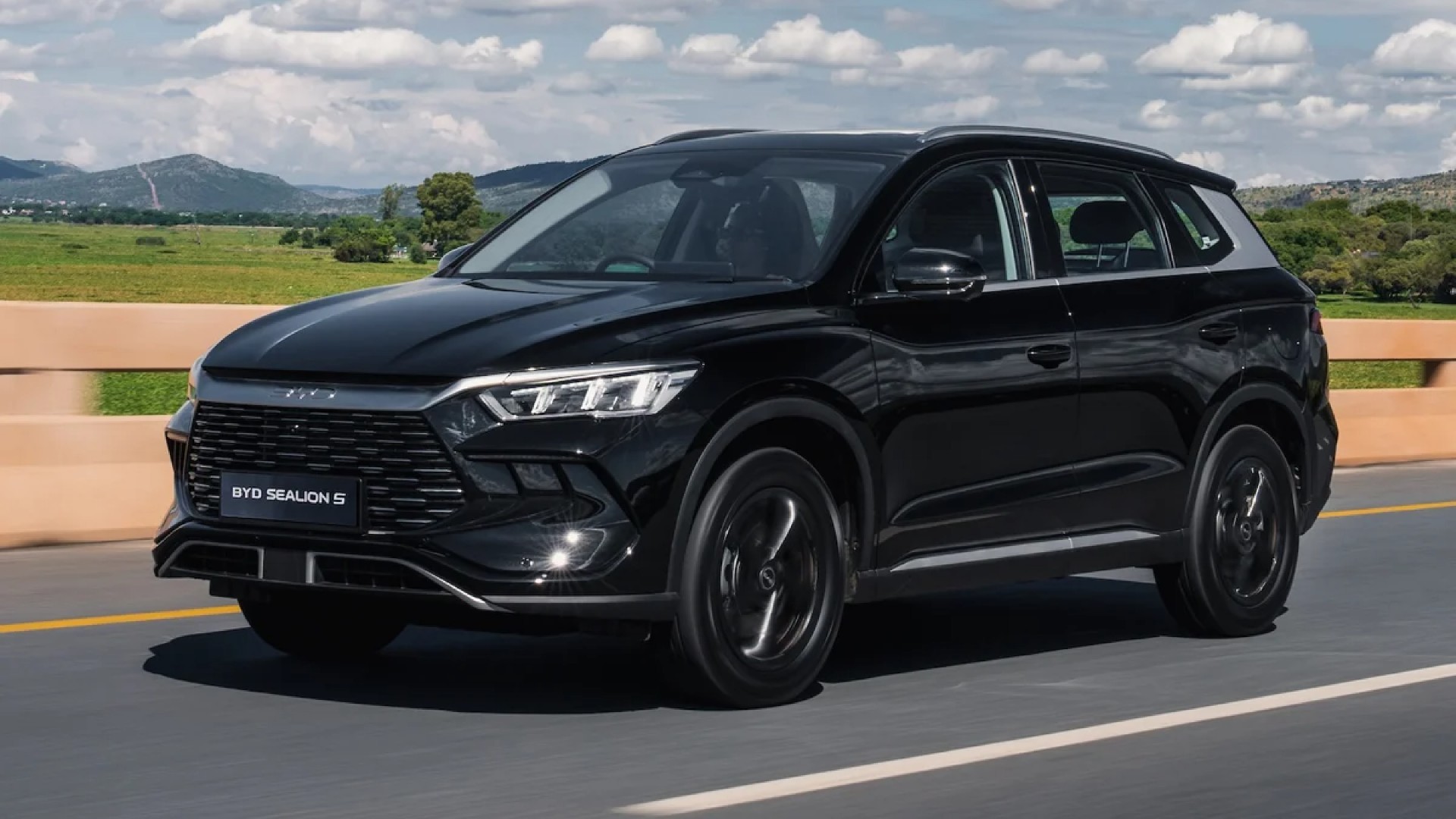 Automobile électrique : le Chinois BYD se renforce en Afrique du Sud 