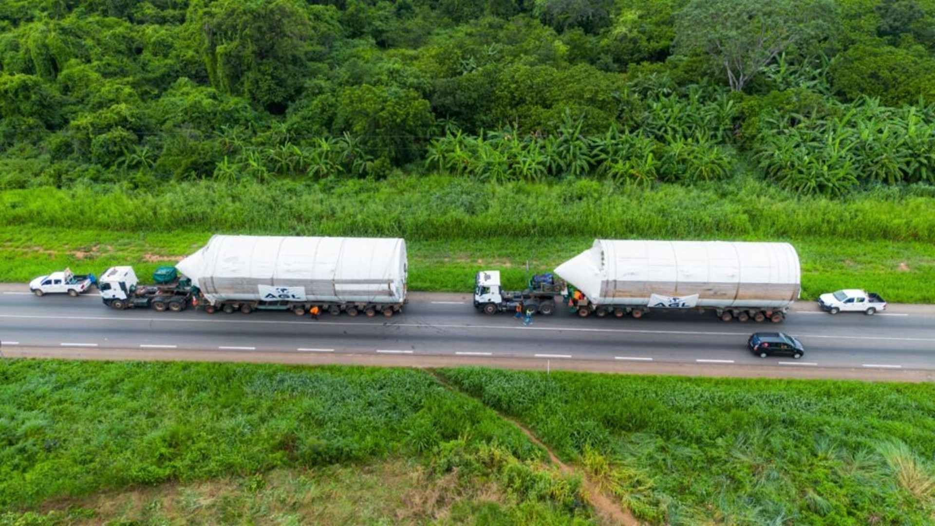 AGL assure le voyage de 2 cuves industrielles d’Abidjan à Ouagadougou